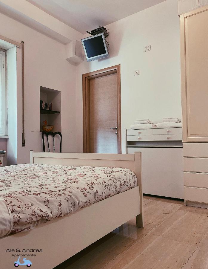 Ale&Andrea Apartments Blu & Lilla Rome Extérieur photo