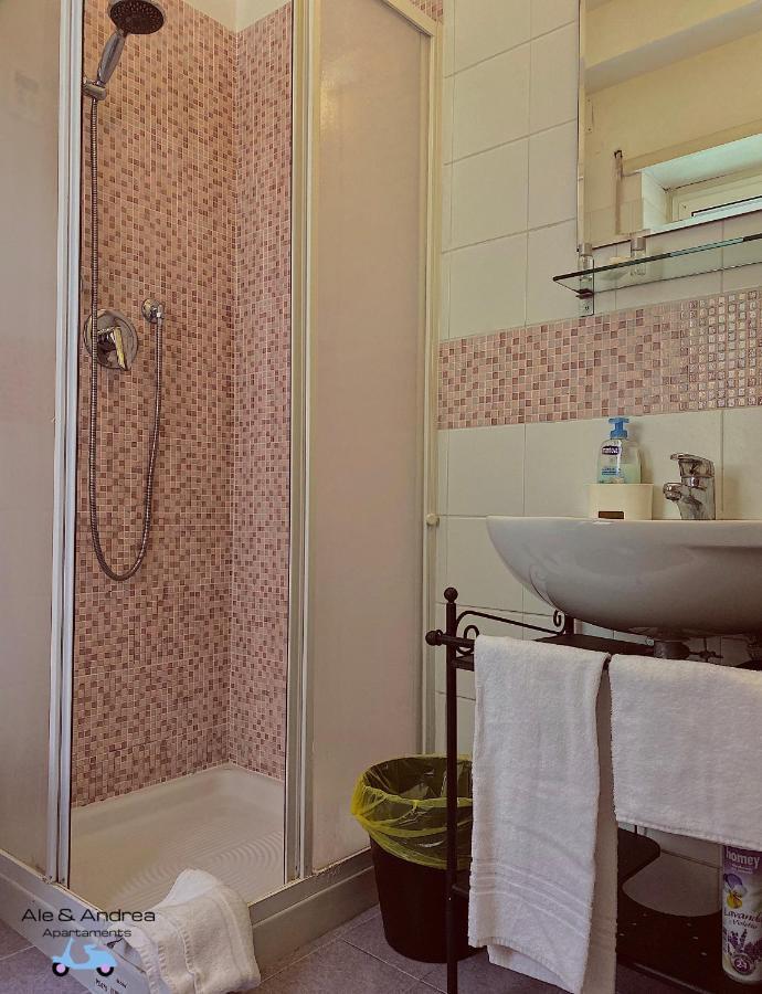 Ale&Andrea Apartments Blu & Lilla Rome Extérieur photo